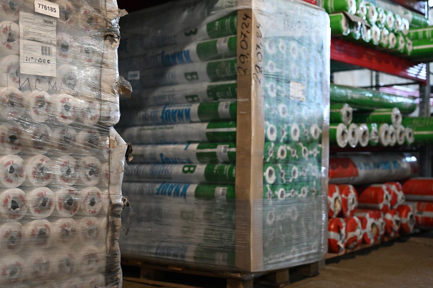 Мембрана D 35м2 универсальная гидро-пароизоляционная Изоспан